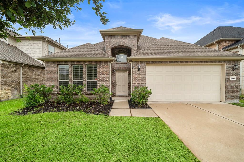 Katy, TX 77494 | 3 beds| 2 baths| $419,000